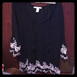 Forever 21 long sleeve V neck Size L